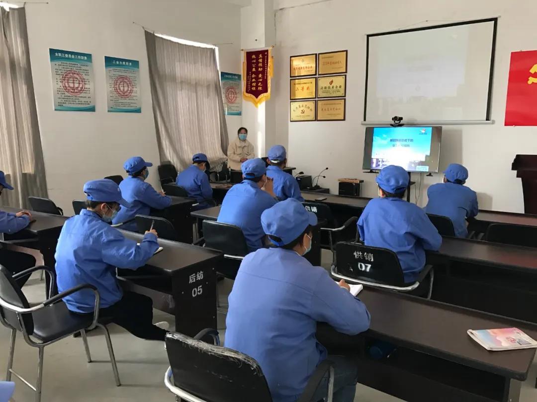 為企業(yè)、工廠等復(fù)工人員聚集地?開展疫情健康防護知識培訓(xùn)